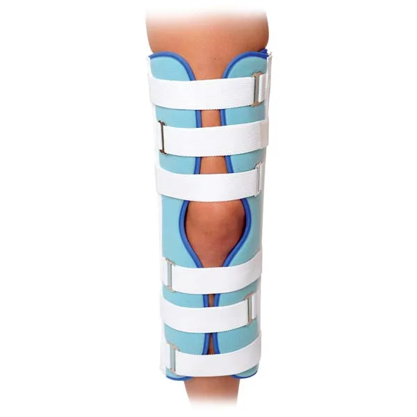 Tri-panel knee immobilizer in full extension